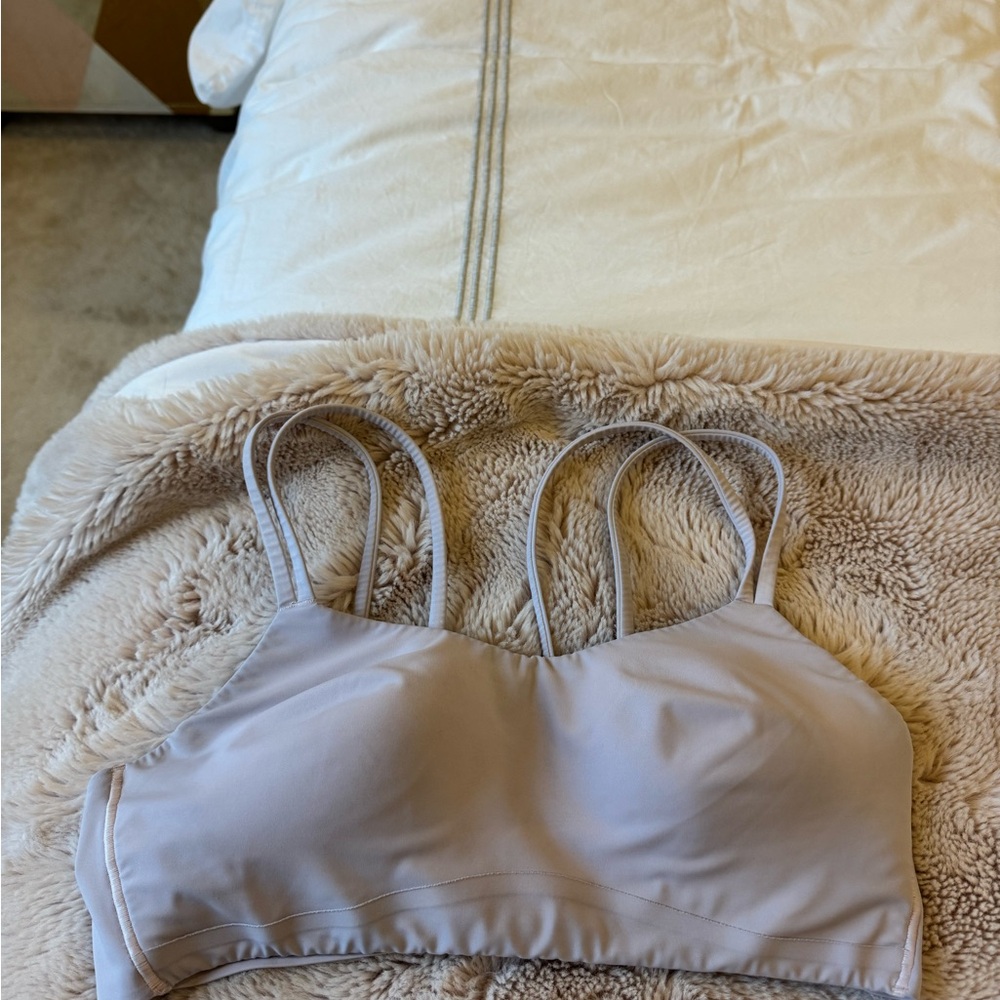 Gently used Like a Cloud bra for B/C cup
